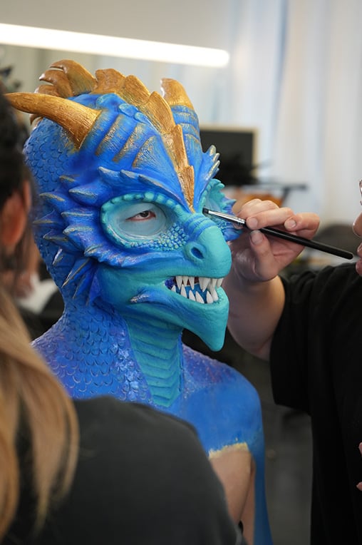 054-Carousel-MakeupInClass-17