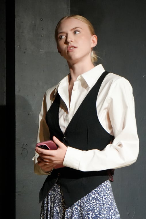 Acting-Acting101-CarouselImages-6